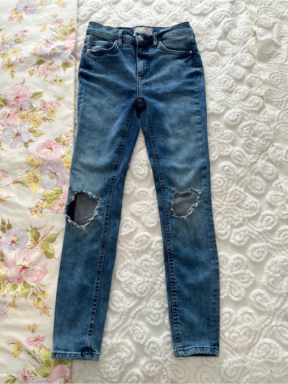 Free People Womens Blue Destroyed Skinny Jeans  #61855-16515125 Size 26